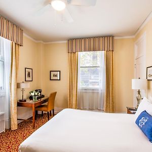 Queen Suite